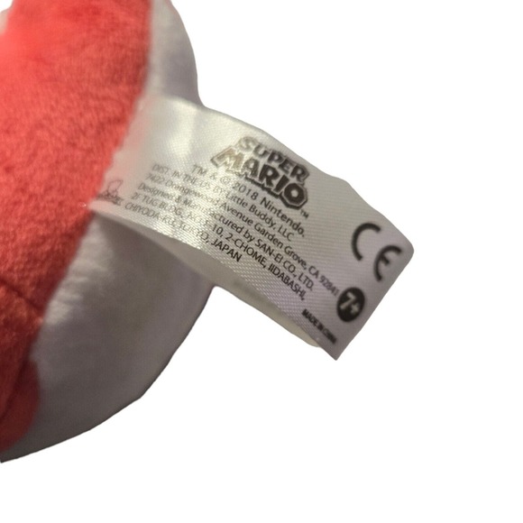 Nintendo Super Mario All Star Collection Red Yoshi Plush 7" - Picture 6 of 6